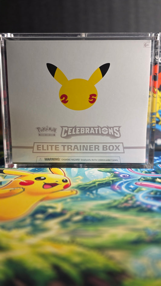 Pokémon Elite Trainer Box – Celebrations (inkl. Acryl-Case, Englisch)